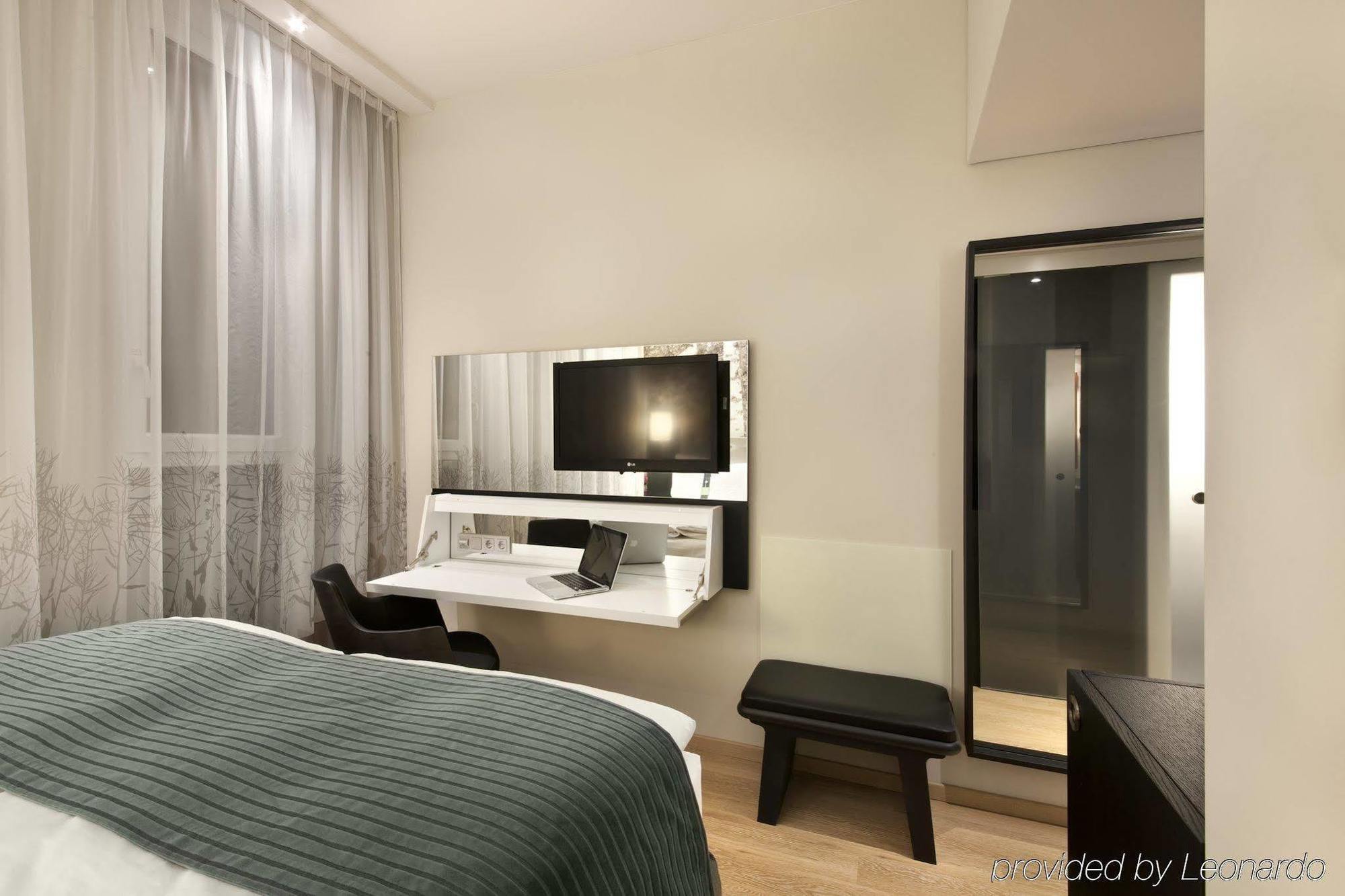 Hotel Berlin-alexanderplatz, An Ihg